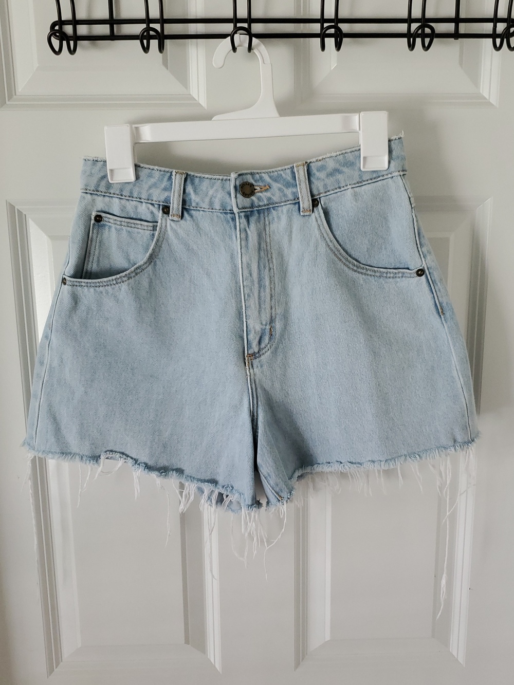 ROLLA'S Mirage Light Blue Distressed Denim Jean Shorts Size 26